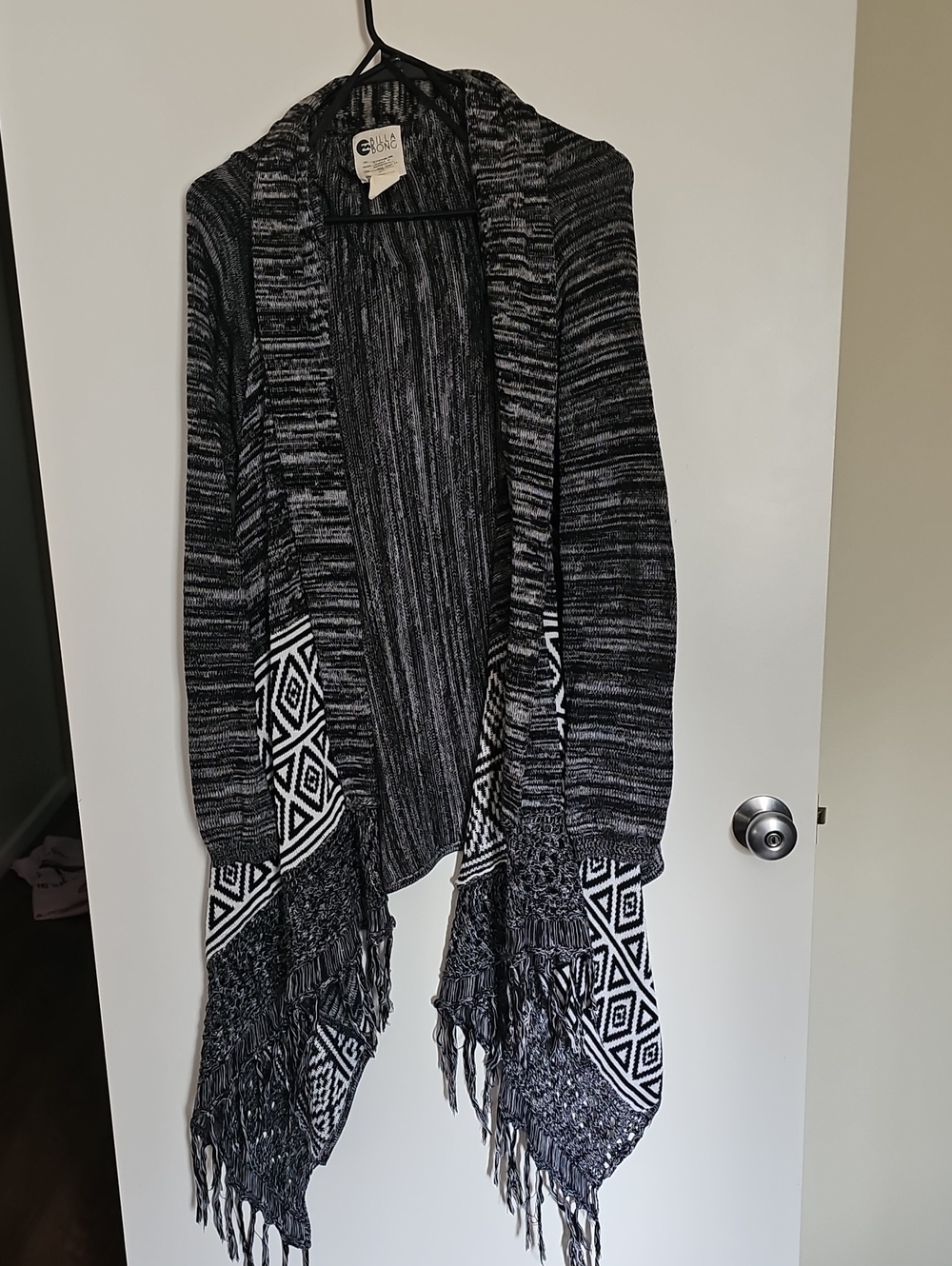Billabong Black & White Geometric Fringe Open-Front Cardigan